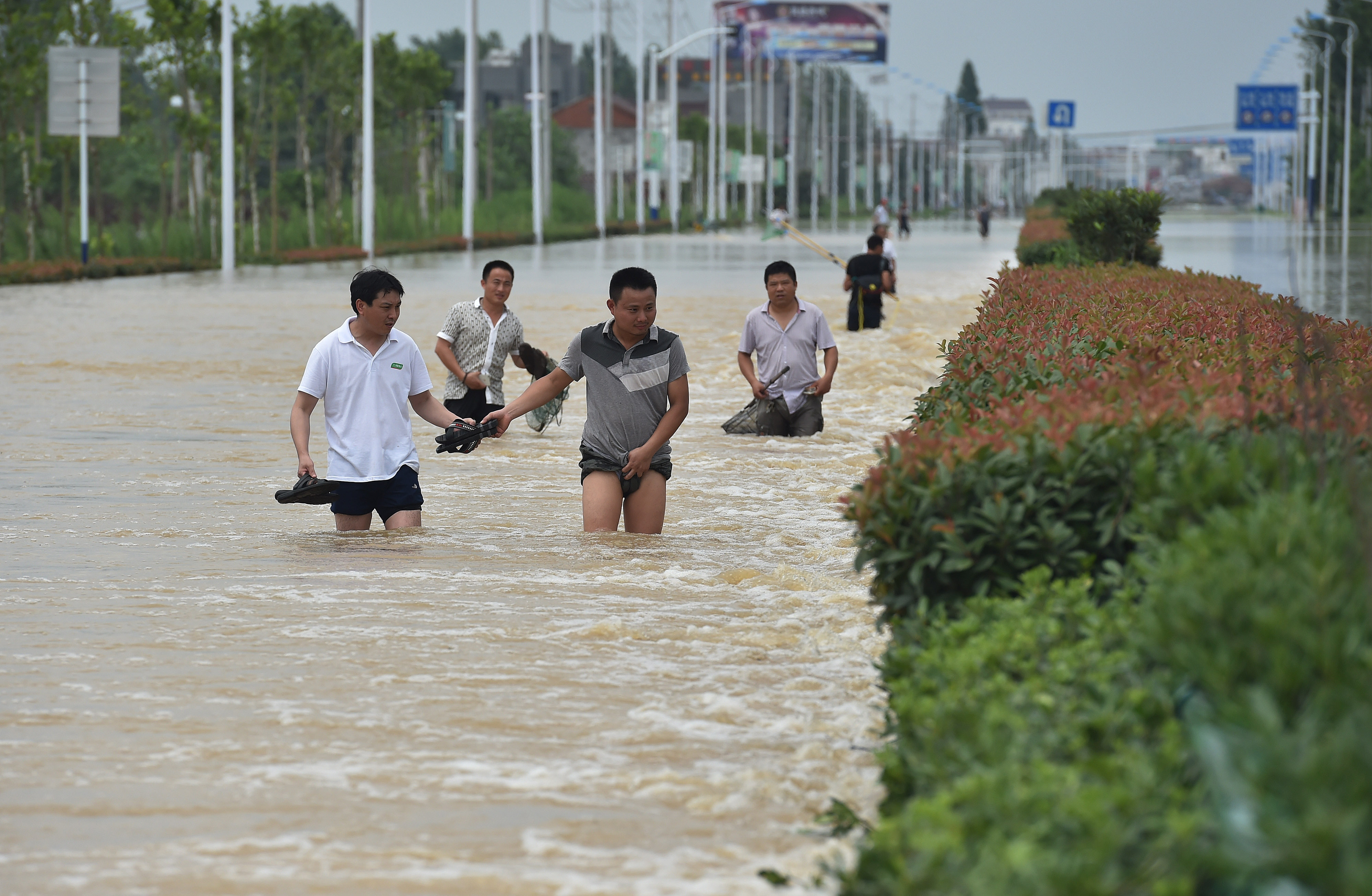china flood à®à¯à®à®¾à®© ப஠மà¯à®à®¿à®µà¯