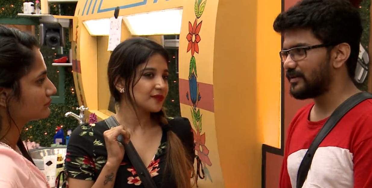 bigg boss losliya with kavin à®à¯à®à®¾à®© ப஠மà¯à®à®¿à®µà¯